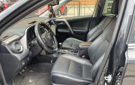 Toyota RAV4, 2016 год, 2 200 000 рублей, 7 фотография
