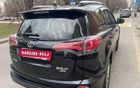 Toyota RAV4, 2016 год, 2 200 000 рублей, 5 фотография