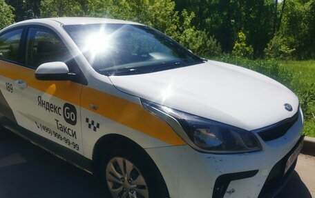 KIA Rio IV, 2019 год, 1 100 000 рублей, 3 фотография