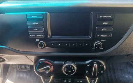 KIA Rio IV, 2019 год, 1 100 000 рублей, 16 фотография