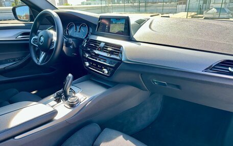 BMW 5 серия, 2018 год, 3 199 999 рублей, 8 фотография