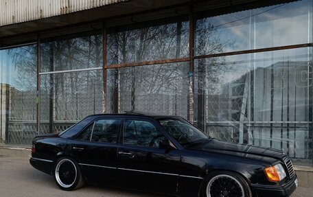 Mercedes-Benz E-Класс, 1992 год, 750 000 рублей, 9 фотография