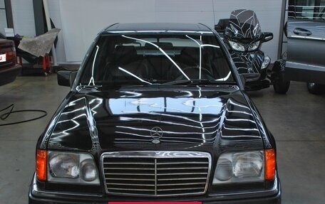 Mercedes-Benz E-Класс, 1992 год, 750 000 рублей, 5 фотография