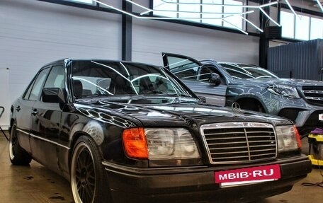 Mercedes-Benz E-Класс, 1992 год, 750 000 рублей, 7 фотография