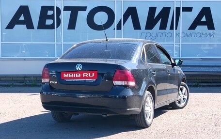 Volkswagen Polo VI (EU Market), 2011 год, 693 000 рублей, 2 фотография