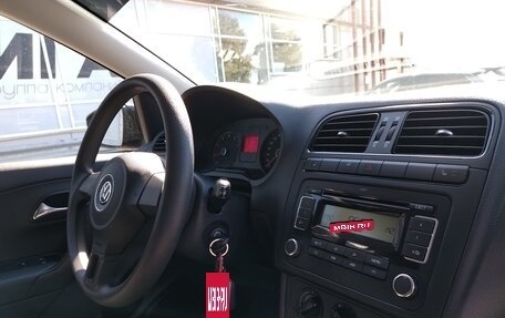 Volkswagen Polo VI (EU Market), 2011 год, 693 000 рублей, 6 фотография