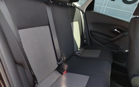Volkswagen Polo VI (EU Market), 2011 год, 693 000 рублей, 17 фотография