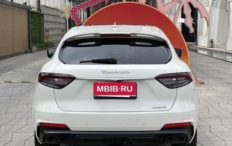 Maserati Levante I, 2022 год, 7 035 000 рублей, 5 фотография