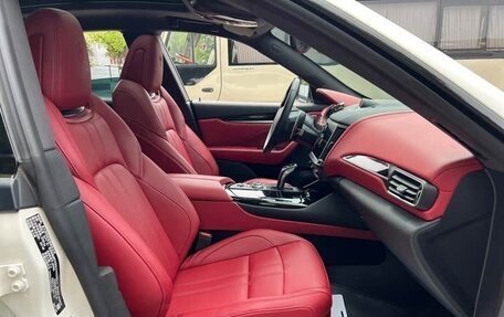 Maserati Levante I, 2022 год, 7 035 000 рублей, 17 фотография