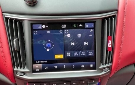 Maserati Levante I, 2022 год, 7 035 000 рублей, 14 фотография