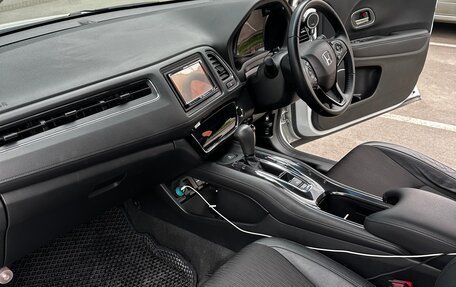 Honda Vezel, 2020 год, 2 375 000 рублей, 8 фотография