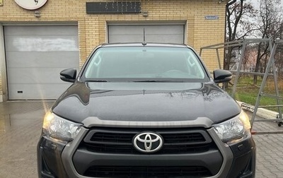 Toyota Hilux VIII, 2020 год, 3 000 000 рублей, 1 фотография