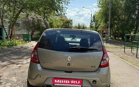 Renault Sandero I, 2012 год, 700 000 рублей, 4 фотография