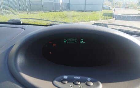 Toyota Vitz, 2002 год, 345 000 рублей, 13 фотография