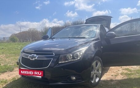 Chevrolet Cruze II, 2012 год, 995 000 рублей, 2 фотография