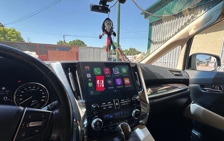 Toyota Alphard III, 2021 год, 9 900 000 рублей, 10 фотография