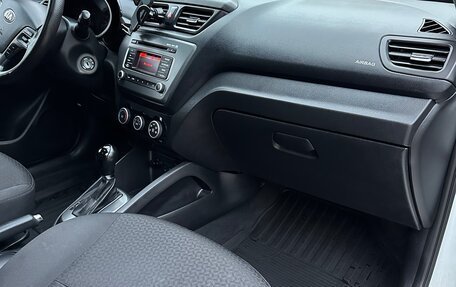 KIA Rio III рестайлинг, 2015 год, 1 015 000 рублей, 27 фотография