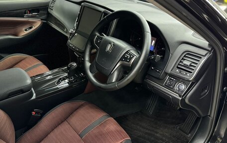 Toyota Crown, 2014 год, 2 600 000 рублей, 5 фотография