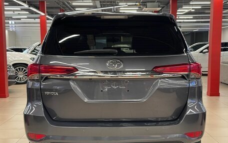 Toyota Fortuner II, 2018 год, 3 690 000 рублей, 5 фотография