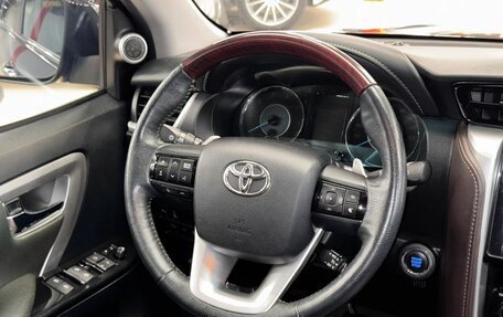 Toyota Fortuner II, 2018 год, 3 690 000 рублей, 14 фотография