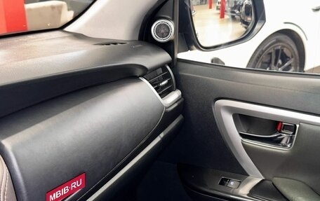 Toyota Fortuner II, 2018 год, 3 690 000 рублей, 19 фотография