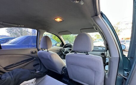 Nissan Almera, 2002 год, 175 000 рублей, 12 фотография