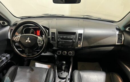 Mitsubishi Outlander III рестайлинг 3, 2008 год, 1 150 000 рублей, 12 фотография