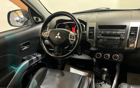 Mitsubishi Outlander III рестайлинг 3, 2008 год, 1 150 000 рублей, 11 фотография