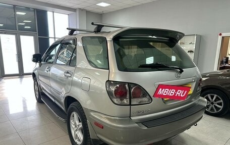 Lexus RX IV рестайлинг, 2001 год, 749 000 рублей, 3 фотография
