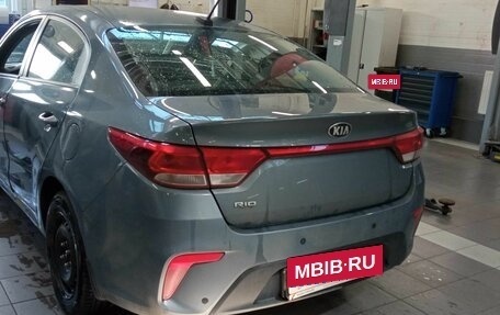 KIA Rio IV, 2017 год, 890 000 рублей, 4 фотография