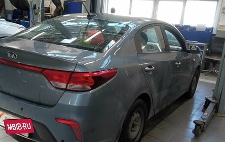 KIA Rio IV, 2017 год, 890 000 рублей, 3 фотография