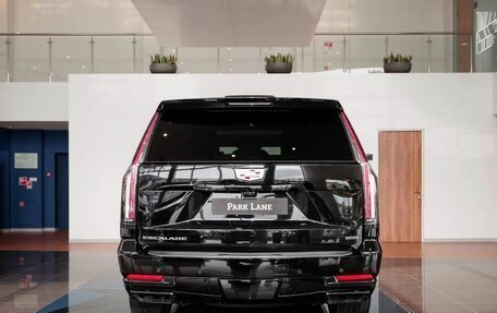 Cadillac Escalade V, 2025 год, 24 490 000 рублей, 4 фотография
