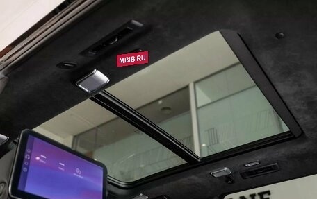Cadillac Escalade V, 2025 год, 24 490 000 рублей, 21 фотография