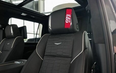 Cadillac Escalade V, 2025 год, 24 490 000 рублей, 18 фотография