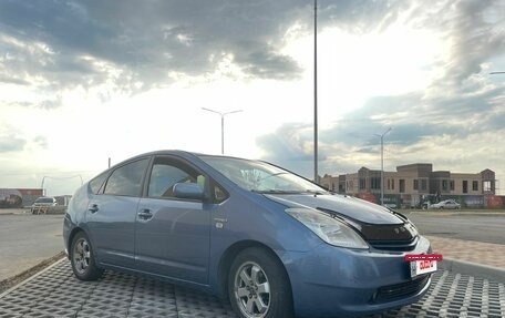 Toyota Prius, 2008 год, 830 000 рублей, 4 фотография