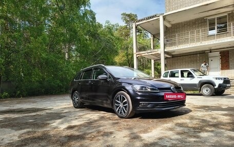 Volkswagen Golf VII, 2019 год, 1 935 000 рублей, 6 фотография