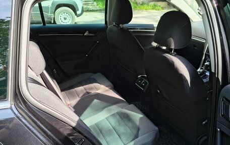 Volkswagen Golf VII, 2019 год, 1 935 000 рублей, 24 фотография