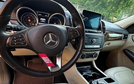 Mercedes-Benz GLE, 2016 год, 3 000 000 рублей, 11 фотография