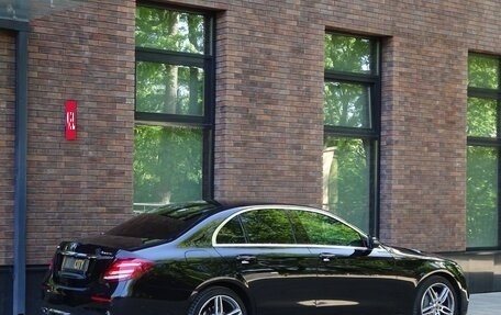 Mercedes-Benz E-Класс, 2020 год, 4 900 000 рублей, 13 фотография
