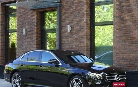 Mercedes-Benz E-Класс, 2020 год, 4 900 000 рублей, 15 фотография