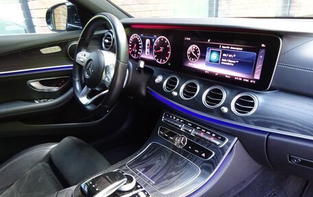 Mercedes-Benz E-Класс, 2020 год, 4 900 000 рублей, 35 фотография