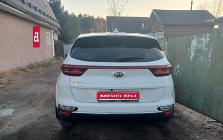 KIA Sportage IV рестайлинг, 2020 год, 1 950 000 рублей, 3 фотография