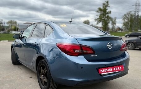 Opel Astra J, 2013 год, 845 000 рублей, 3 фотография