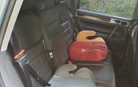 Volkswagen Touareg III, 2007 год, 1 500 000 рублей, 18 фотография