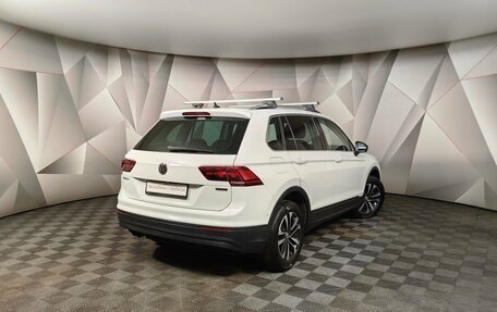 Volkswagen Tiguan II, 2019 год, 2 025 000 рублей, 2 фотография