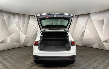 Volkswagen Tiguan II, 2019 год, 2 025 000 рублей, 20 фотография