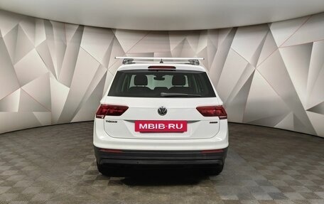 Volkswagen Tiguan II, 2019 год, 2 025 000 рублей, 8 фотография