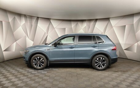 Volkswagen Tiguan II, 2019 год, 2 125 000 рублей, 5 фотография