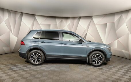 Volkswagen Tiguan II, 2019 год, 2 125 000 рублей, 6 фотография