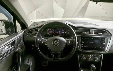 Volkswagen Tiguan II, 2019 год, 2 125 000 рублей, 17 фотография